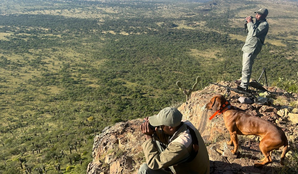 Lalapa Safaris trackers and field team in South Africa